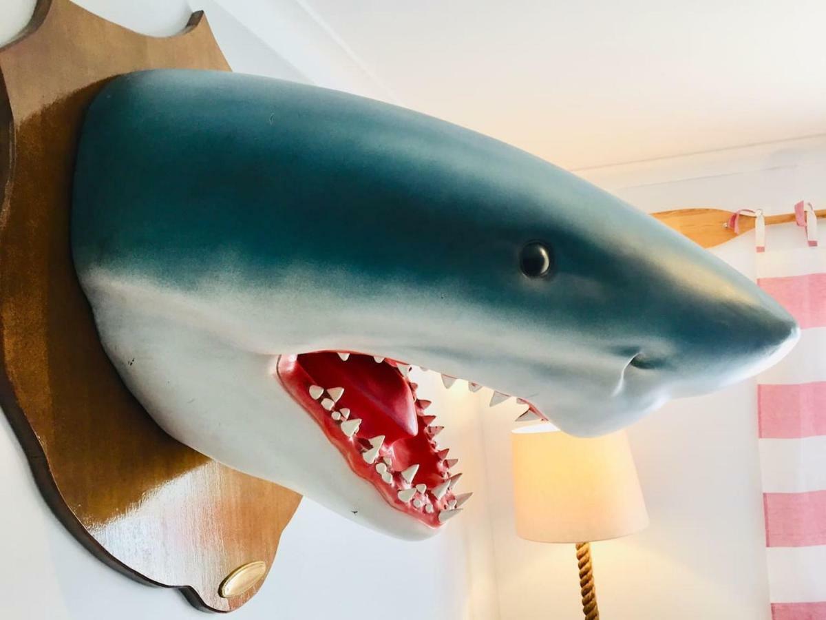 Bigboss Sharko - 400M From The Beach Peniche Bagian luar foto