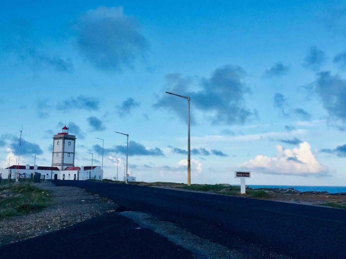 Bigboss Sharko - 400M From The Beach Peniche Bagian luar foto
