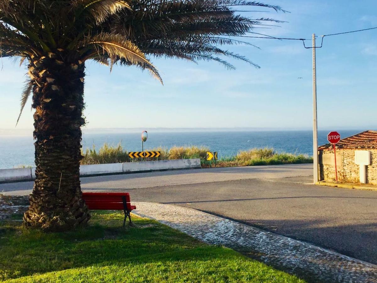 Bigboss Sharko - 400M From The Beach Peniche Bagian luar foto